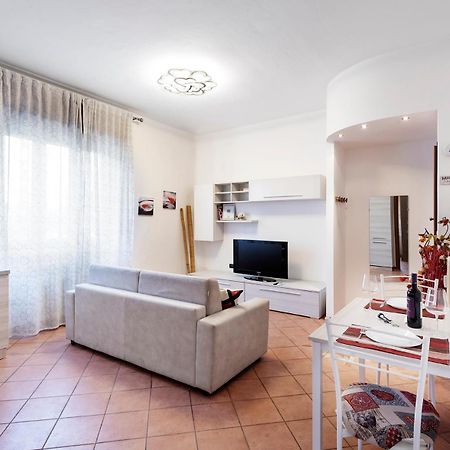 Casa Viotti Monza Lägenhet Exteriör bild
