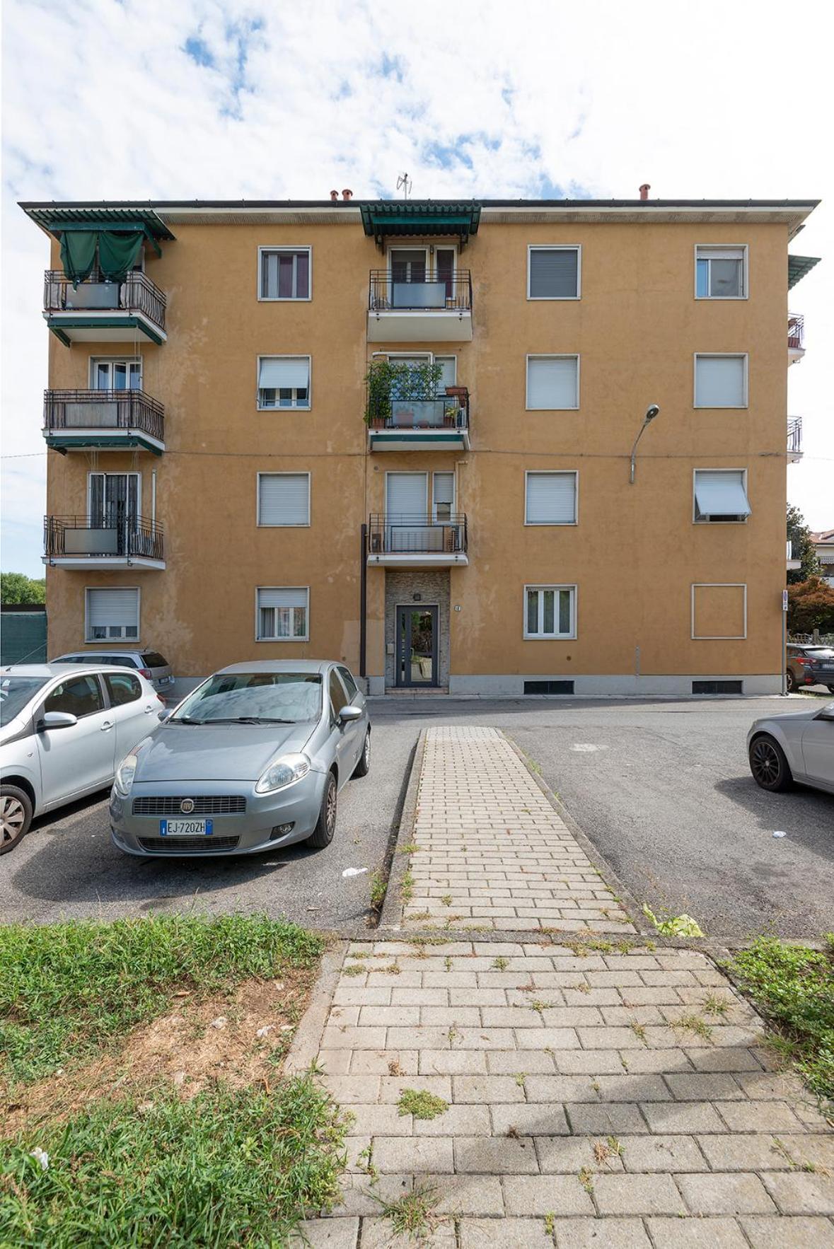 Casa Viotti Monza Lägenhet Exteriör bild